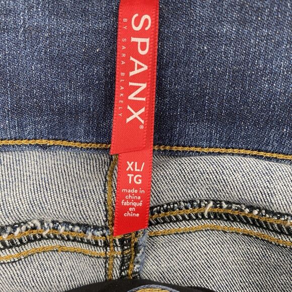 Spanx XL Pull On Skinny Jeans Distressed Dark Wash High Rise Stretch Denim Pants - Picture 3 of 16